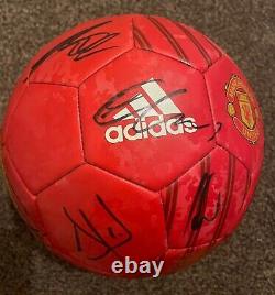 Signed Manchester United football 2021/2022