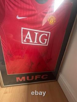 Signed manchester united shirt 07/08 08/09 signed by first team players