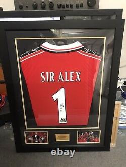 Sir Alex Ferguson Signed Framed Shirt Man Utd 1999 Treble COA