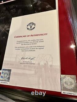 Sir Alex Ferguson signed 2013 Manchester United shirt