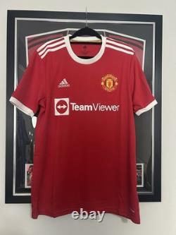 Teddy Sheringham Signed Manchester United Shirt Beckett Authenticated COA