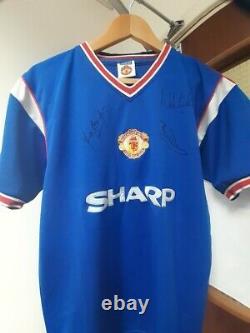 Whiteside Stapleton Robson signed Manchester United shirt RSPCA Middlesex/Herts