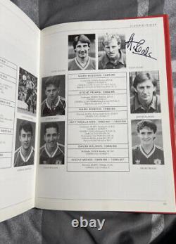 X25 Signed Manchester United Who's Who Hardcover Book Hughes, Stiles, Coppell